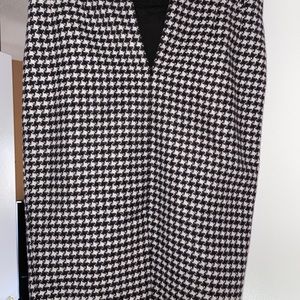 Amanda + Chelsea pencil skirt size 10